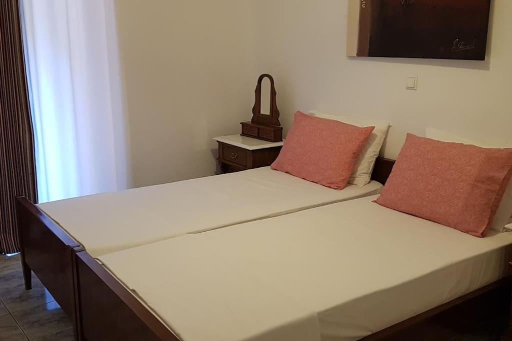Center Apartment *